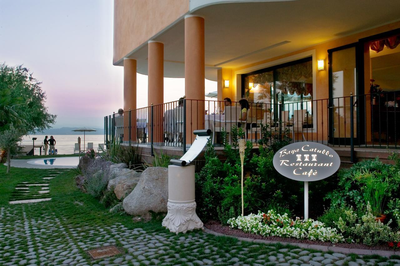 Hotel La Rondine Sirmione Exterior photo